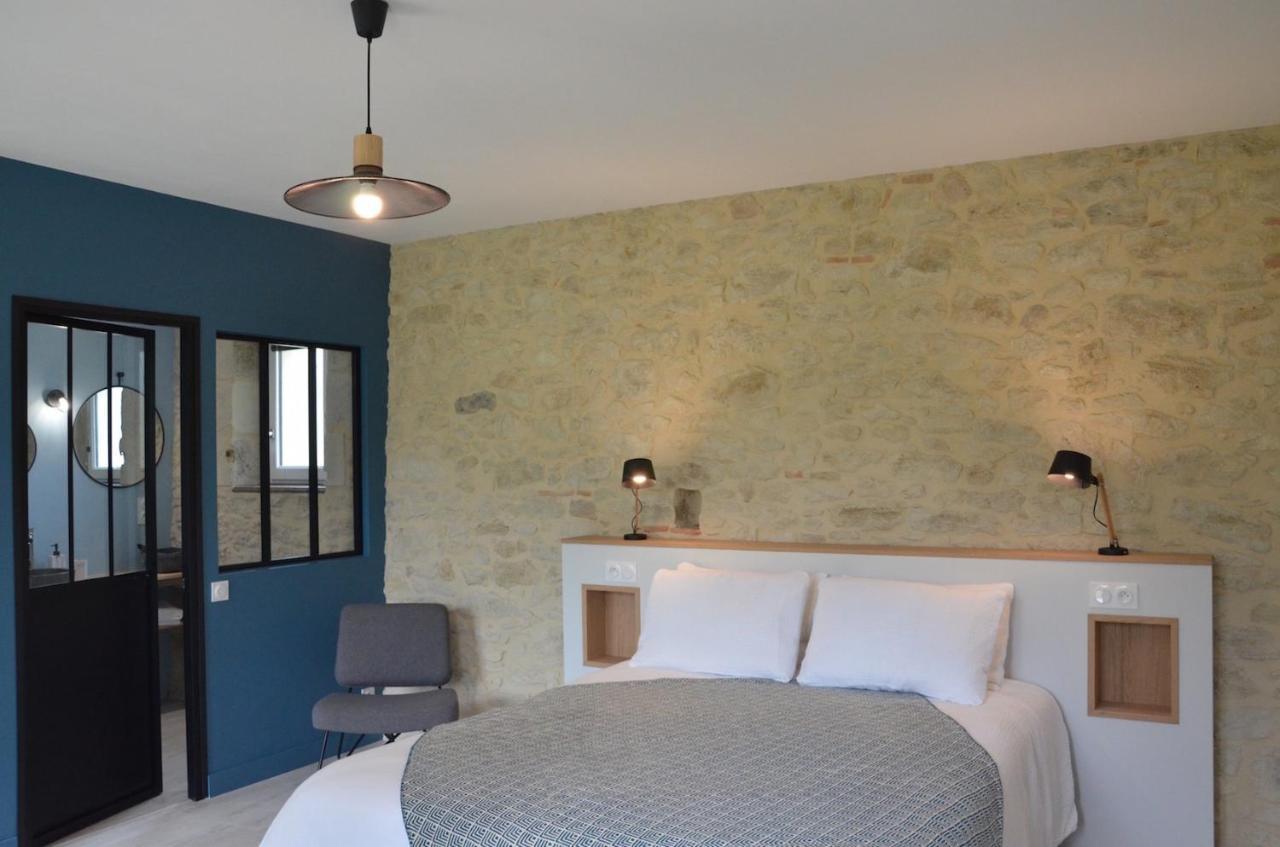 Au Petit Grain Bed & Breakfast Coutures  Dış mekan fotoğraf